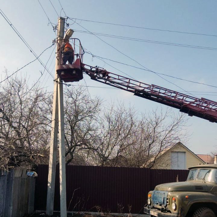 Ліквідували десятки аварій на зовнішніх електромережах ремонтники: Новини Харкова